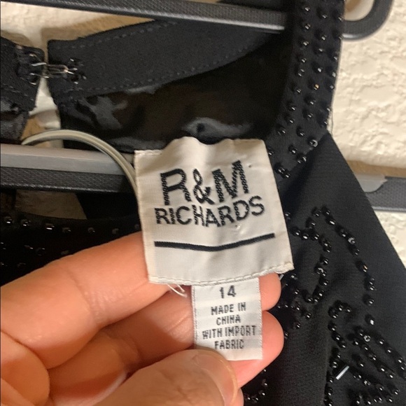 R&M Richards Elegant Black Halter Dress - Picture 8 of 8